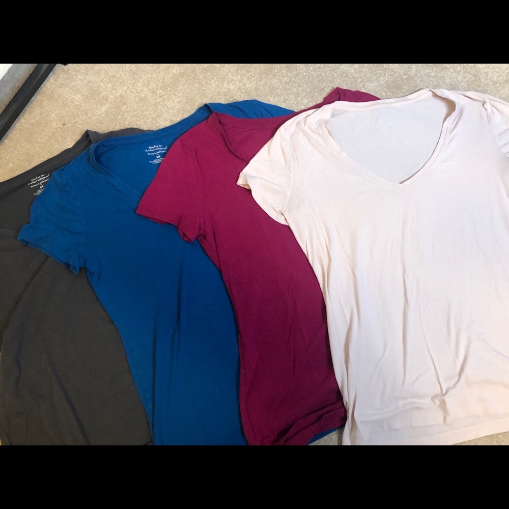 Banana Republic Lot of t-shirts